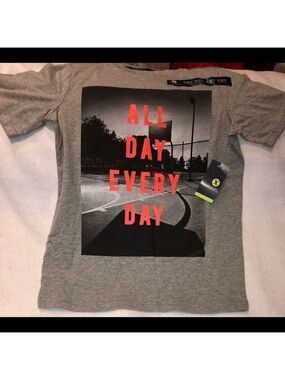 NWT kids med (10/12) xersion tShirt heather gray